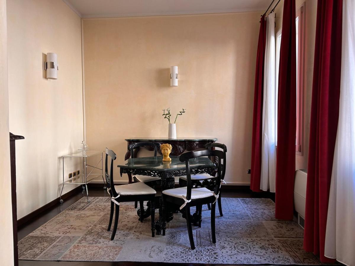 Piazza Maggiore Luxury Apartment Bologna Exterior foto